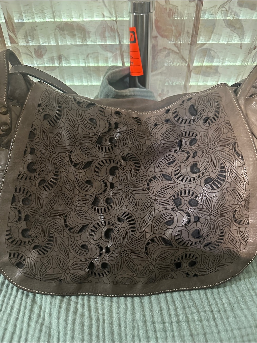 Women's Brown Floral Cutout Shoulder Bag with Adjustable crossbody Strap - Picture 11 of 12